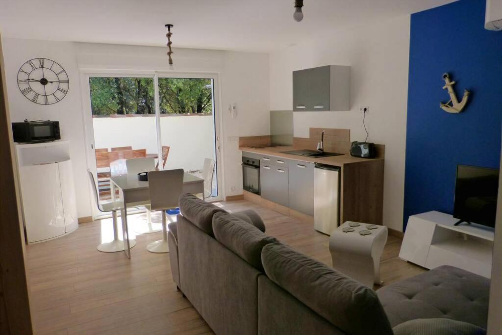Gite Entierement Renove Sur Le Theme De La Mer. Carpentras Exterior photo